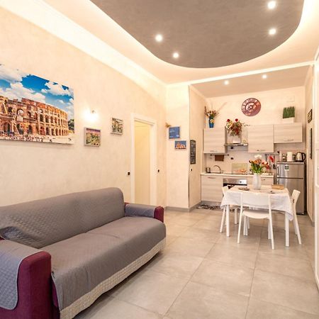 Giulia'S House Roma Apartment Exterior photo